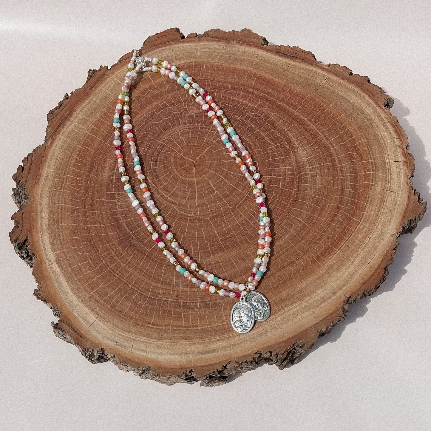 Pearl Necklace with Holy Medal of your choice